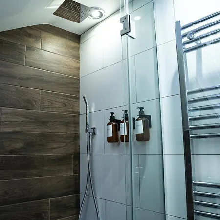 Stunning Annex Apartment Pool Steam Room And Gym Ossett Exterior photo