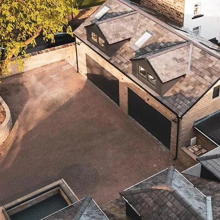 Stunning Annex Apartment Pool Steam Room And Gym Ossett Exterior photo