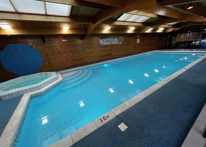 Stunning Annex Apartment Pool Steam Room And Gym