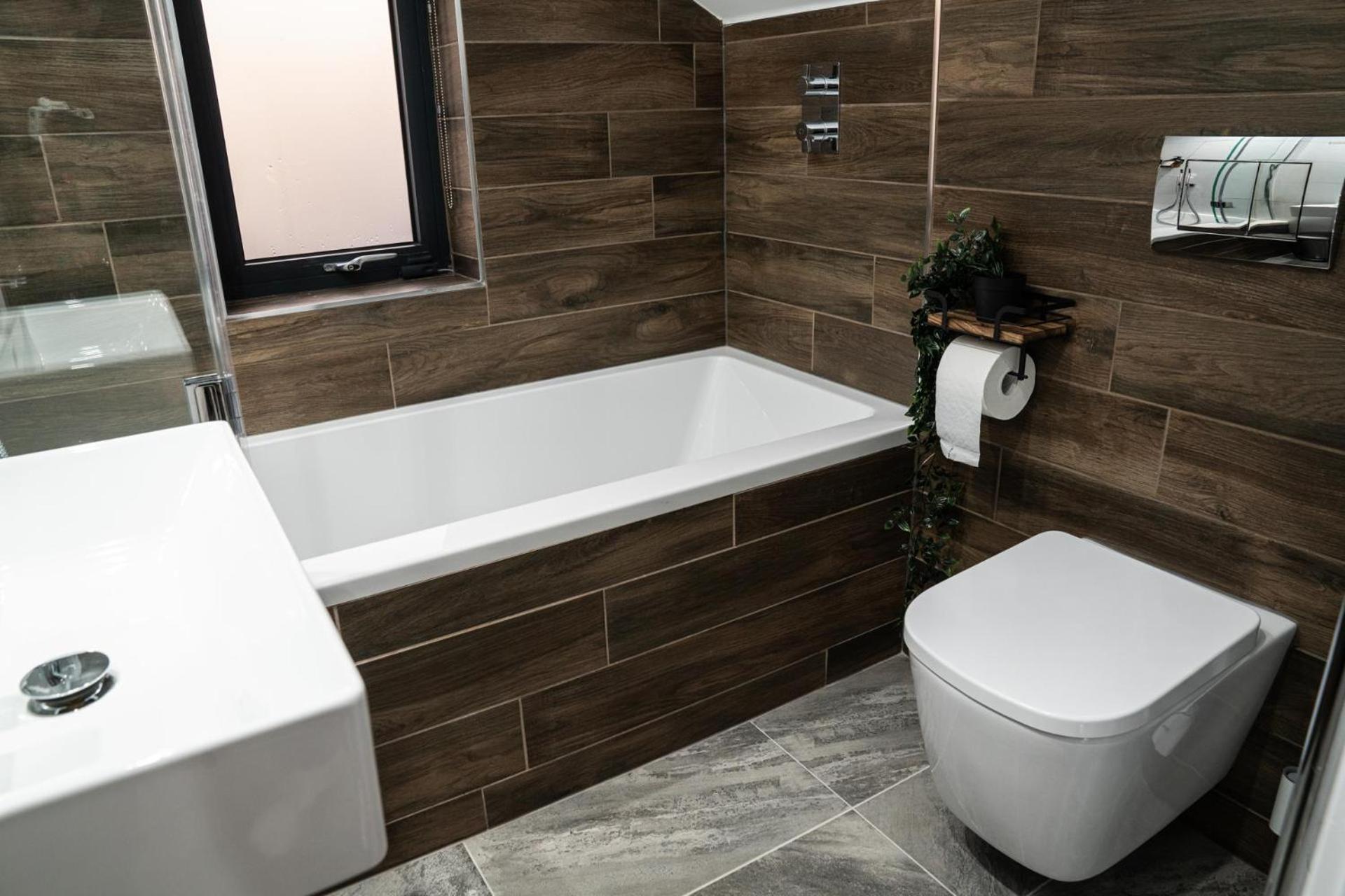Stunning Annex Pool Steam And Gym Apartment Ossett
